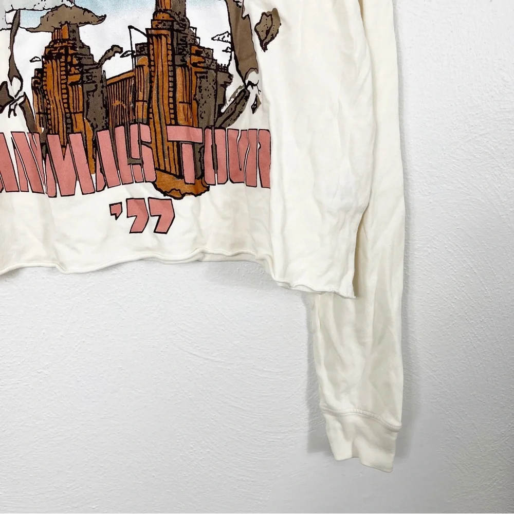 Daydreamer Pink Floyd Animals Tour 77 Long Sleeve Crop Graphic Crewneck Band Tee - Picture 4 of 10